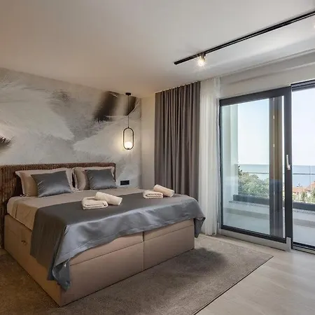 Aris By Guide Villa Urinj